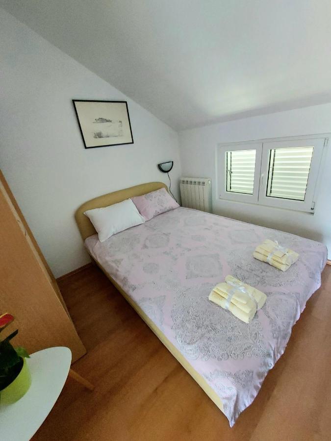Apartamento Apartman - Dobrota Sun Kotor Exterior foto