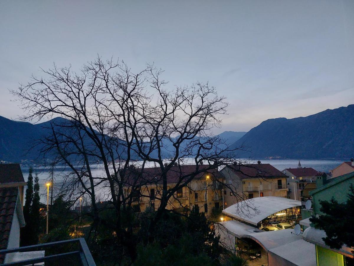 Apartamento Apartman - Dobrota Sun Kotor Exterior foto