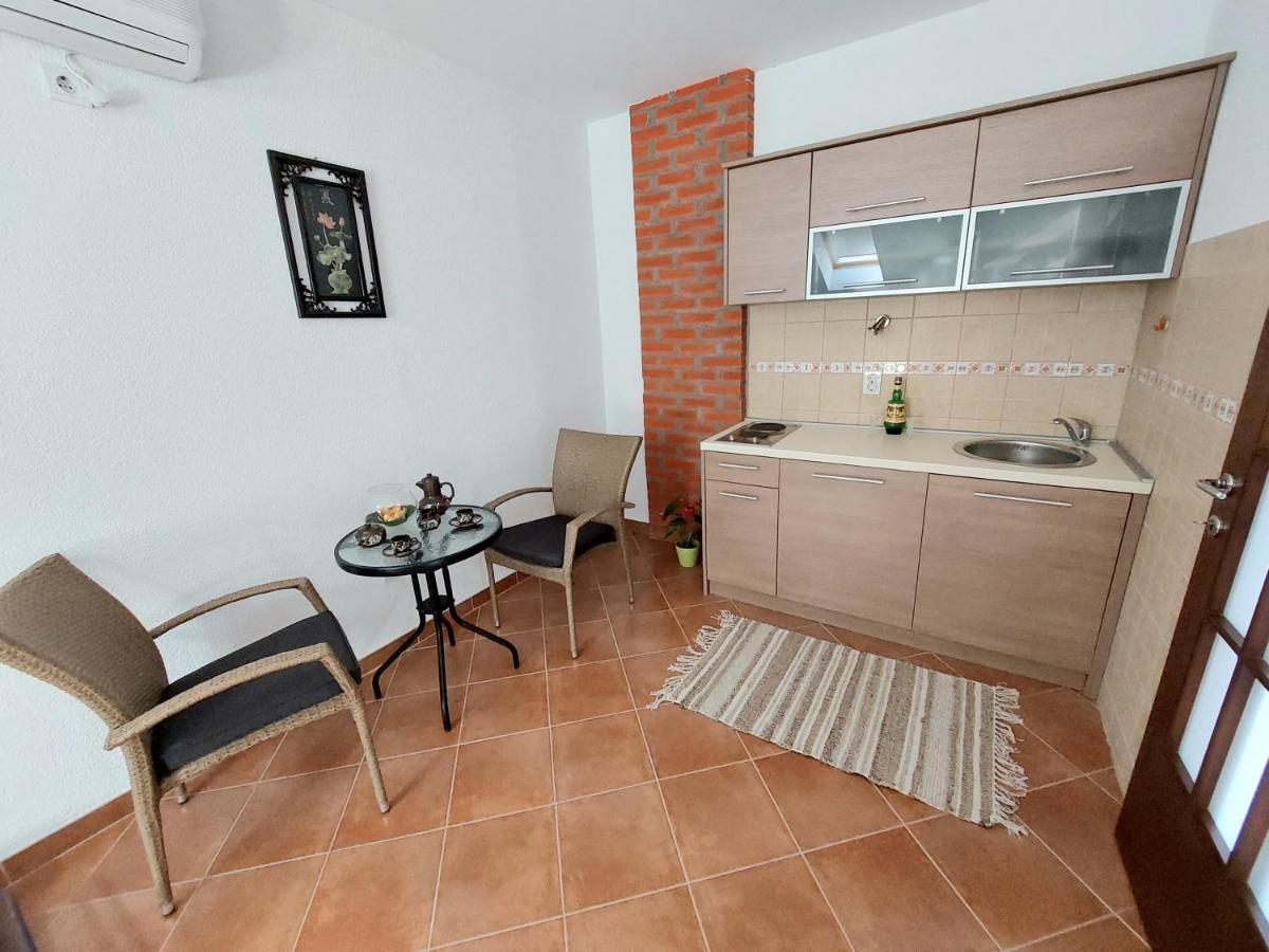 Apartamento Apartman - Dobrota Sun Kotor Exterior foto